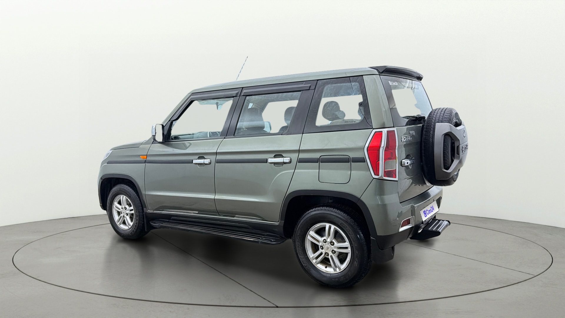 View 2022 Mahindra Bolero Neo N10 (R) Image 2 Used 2022 Mahindra Bolero Neo N10 (R) Image 2