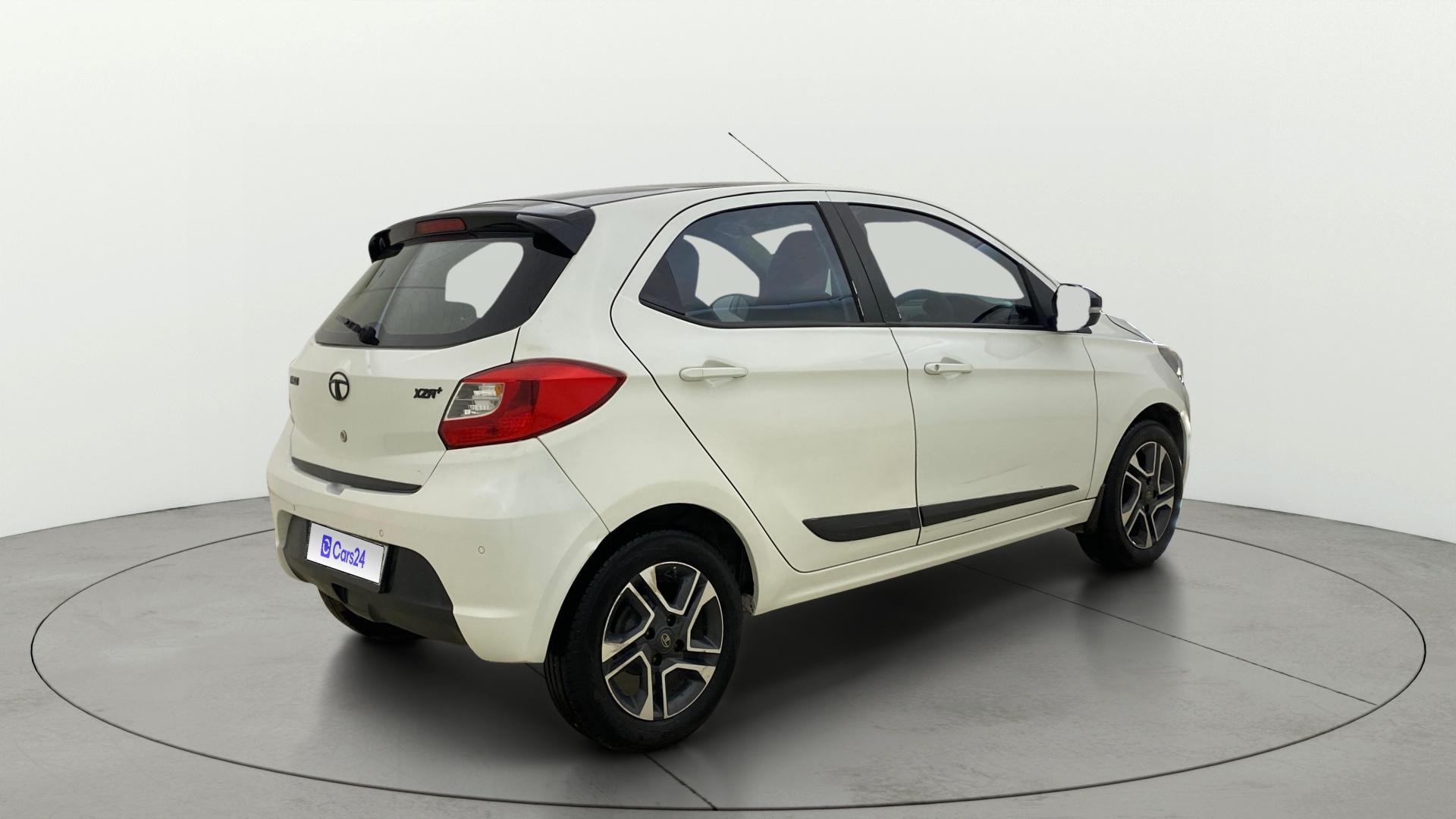 View 2019 Tata Tiago Revotorq XB Image 42 Used 2019 Tata Tiago Revotorq XB Image 42