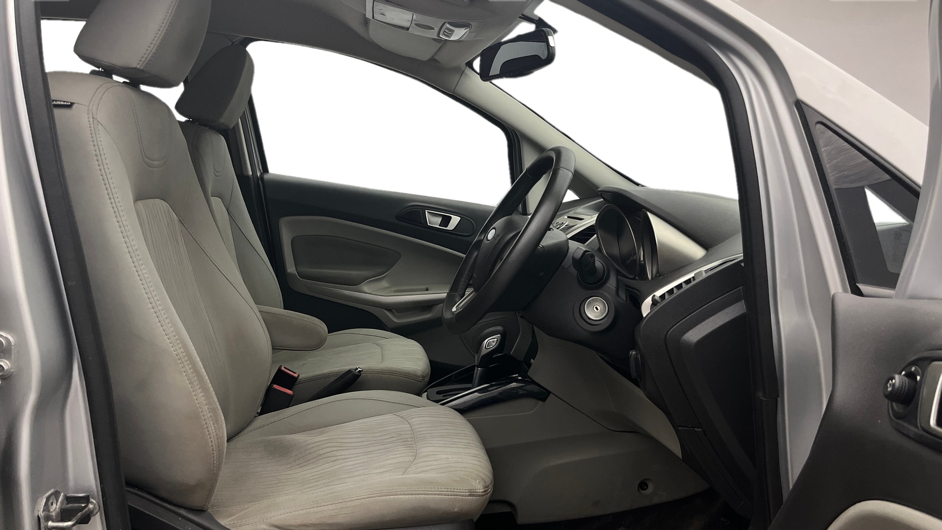 View 2015 Ford EcoSport 1.5 TDCi Diesel Ambiente BS IV Image 17 Used 2015 Ford EcoSport 1.5 TDCi Diesel Ambiente BS IV Image 17