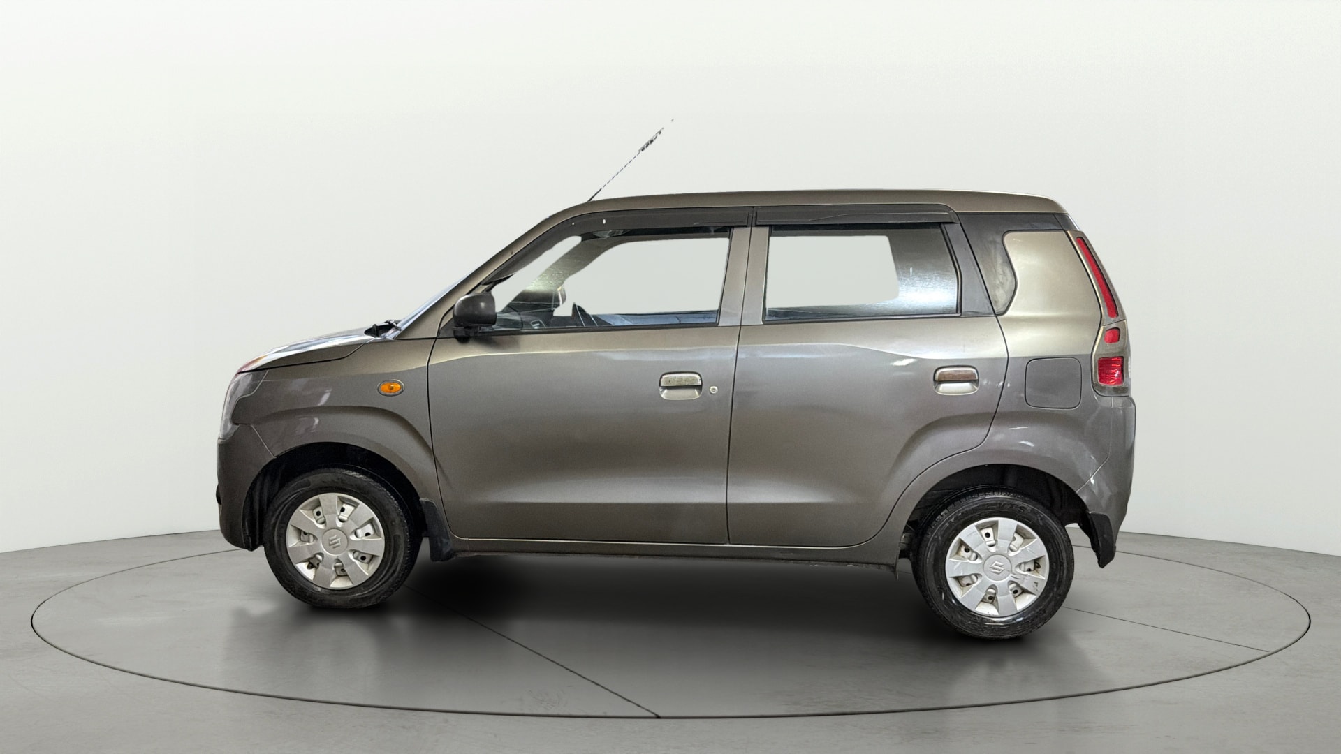 Used 2021 Maruti Suzuki 1000 Used 2021 Maruti Suzuki 1000