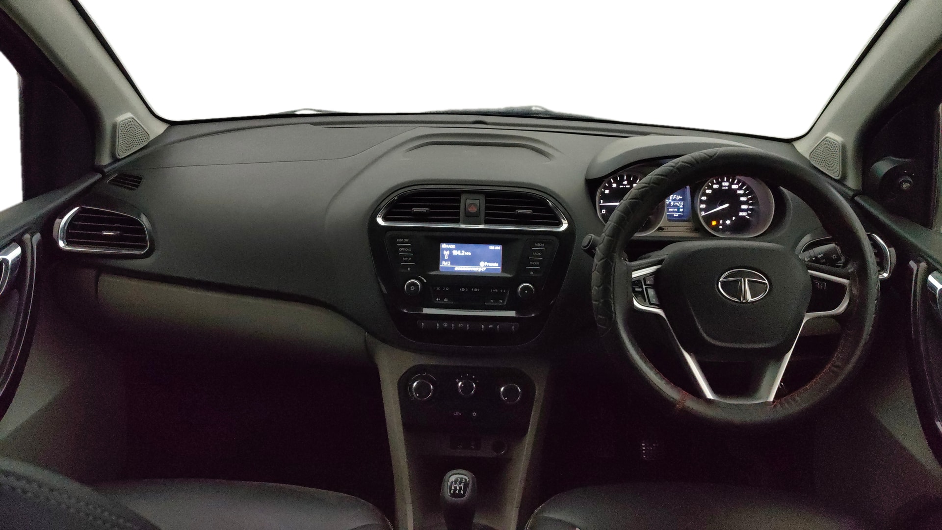 View 2018 Tata Tiago Revotorq XB Image 15 Used 2018 Tata Tiago Revotorq XB Image 15