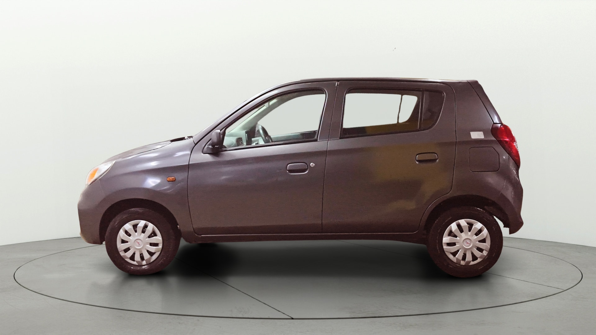 View 2022 Maruti Suzuki 1000 Base Variant Image 5 Used 2022 Maruti Suzuki 1000 Base Variant Image 5