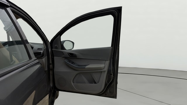 View Tata Tigor Image 43 Used Tata Tigor Image 43