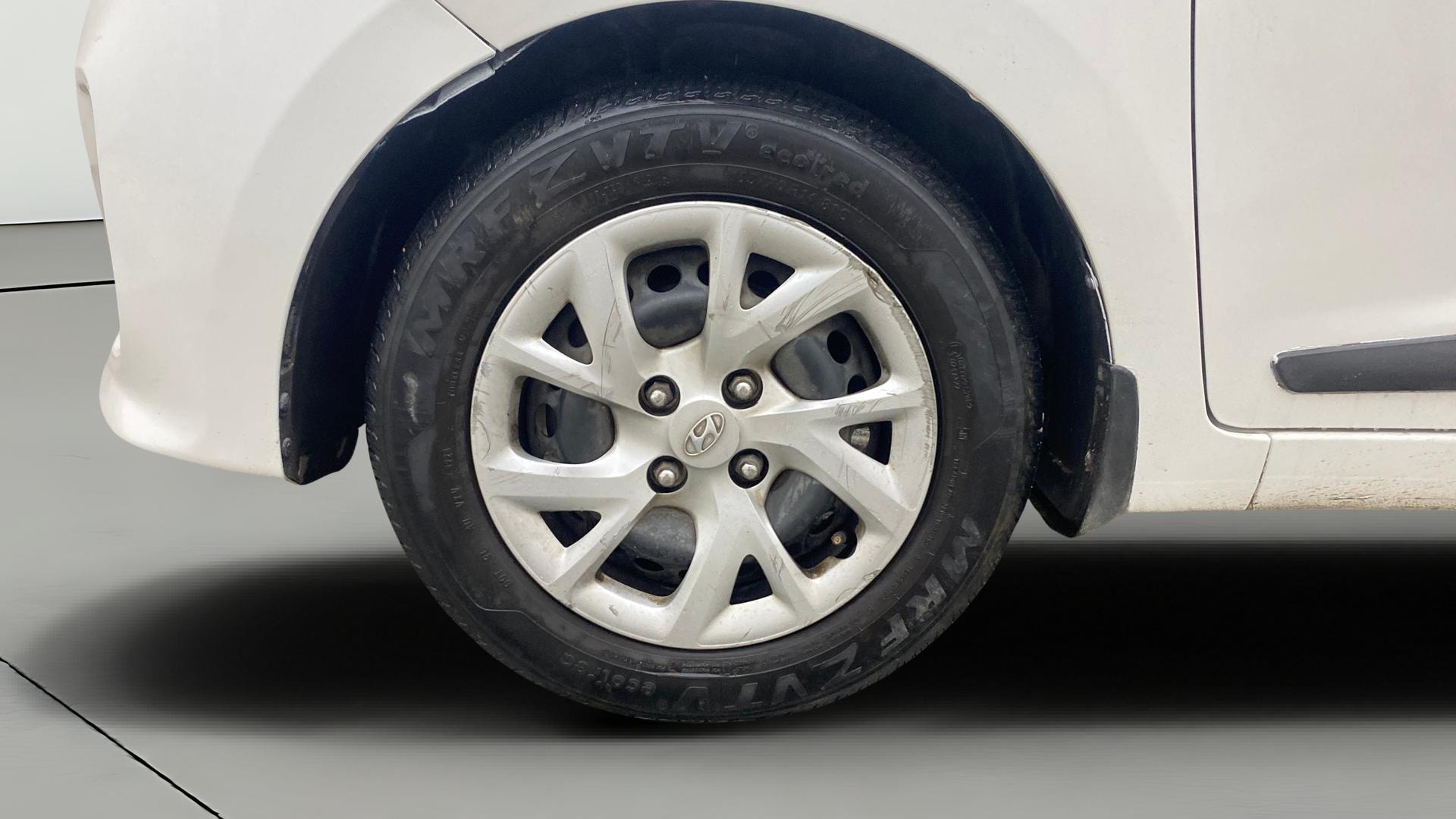 View 2019 Hyundai Grand i10 1.2 Magna Petrol AT Image 27 Used 2019 Hyundai Grand i10 1.2 Magna Petrol AT Image 27
