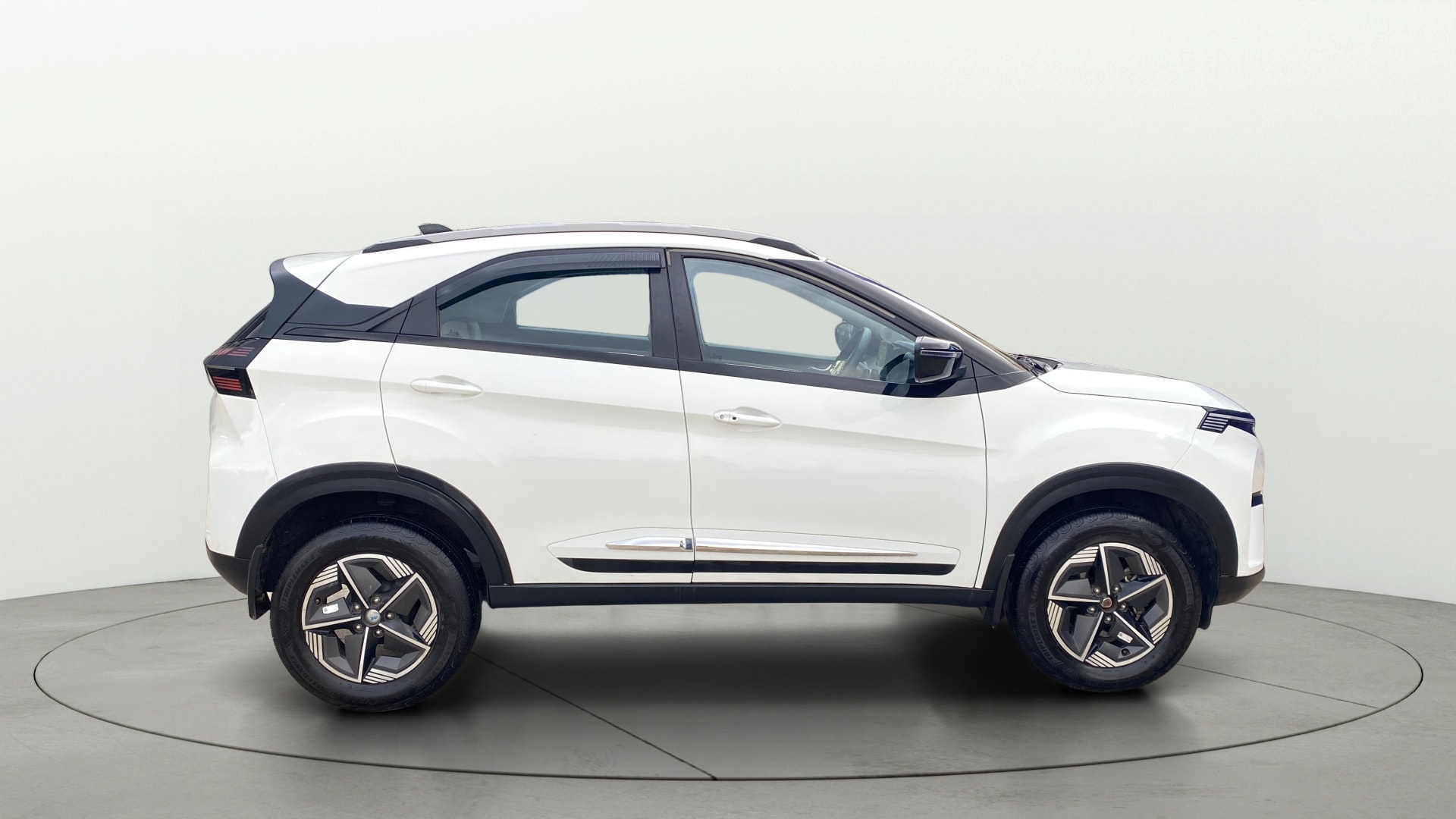 View 2024 Tata Nexon Revotron XE Image 28 Used 2024 Tata Nexon Revotron XE Image 28