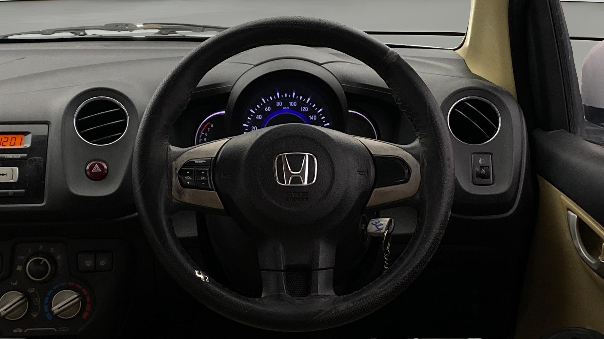 View 2016 Honda Amaze E MT Petrol BS IV Image 20 Used 2016 Honda Amaze E MT Petrol BS IV Image 20