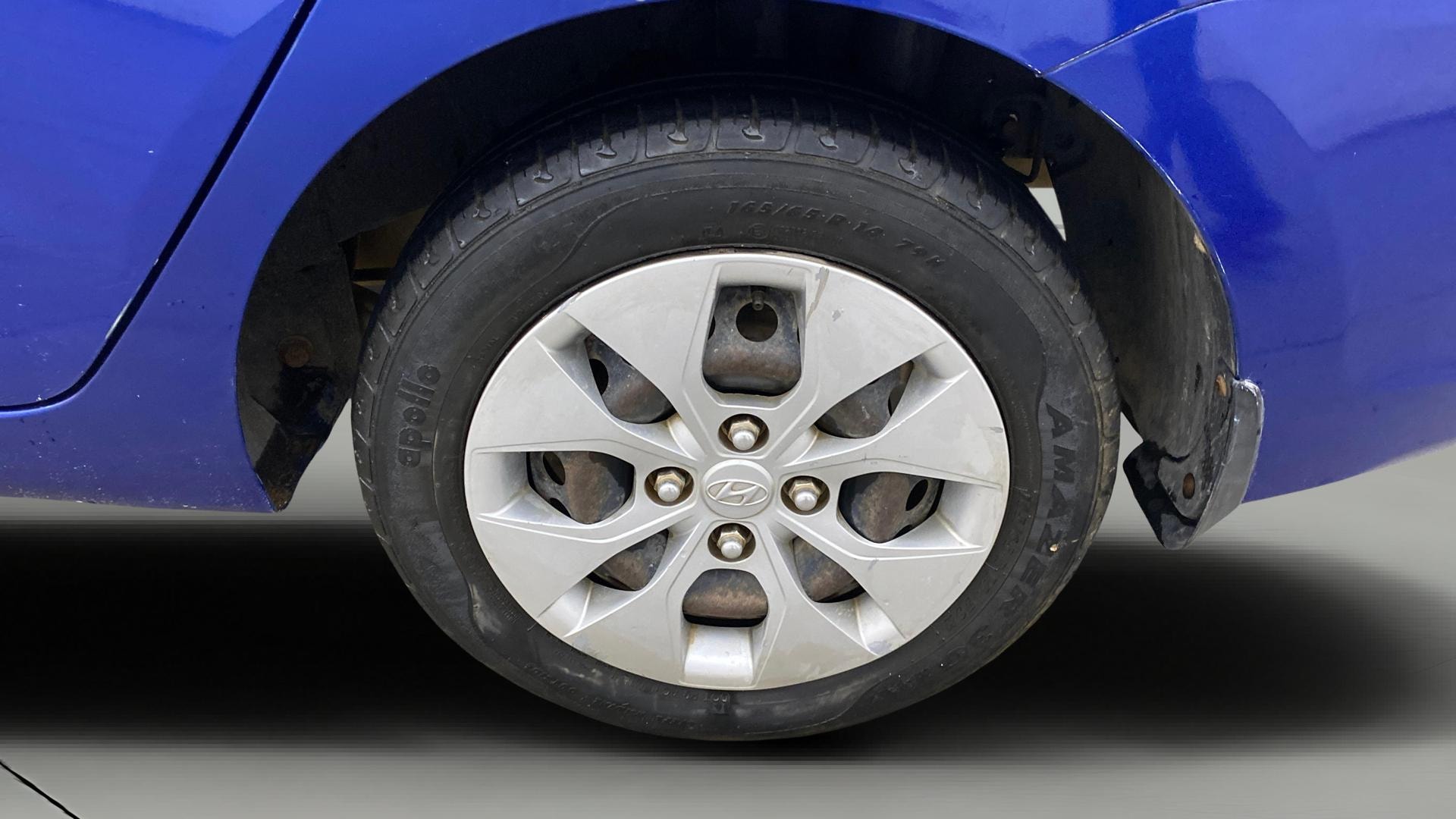 View 2016 Hyundai Xcent Base Petrol Image 7 Used 2016 Hyundai Xcent Base Petrol Image 7