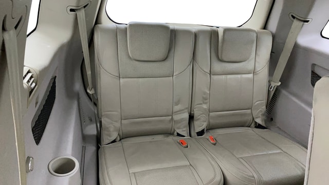View Mahindra XUV500 Image 10 Used Mahindra XUV500 Image 10