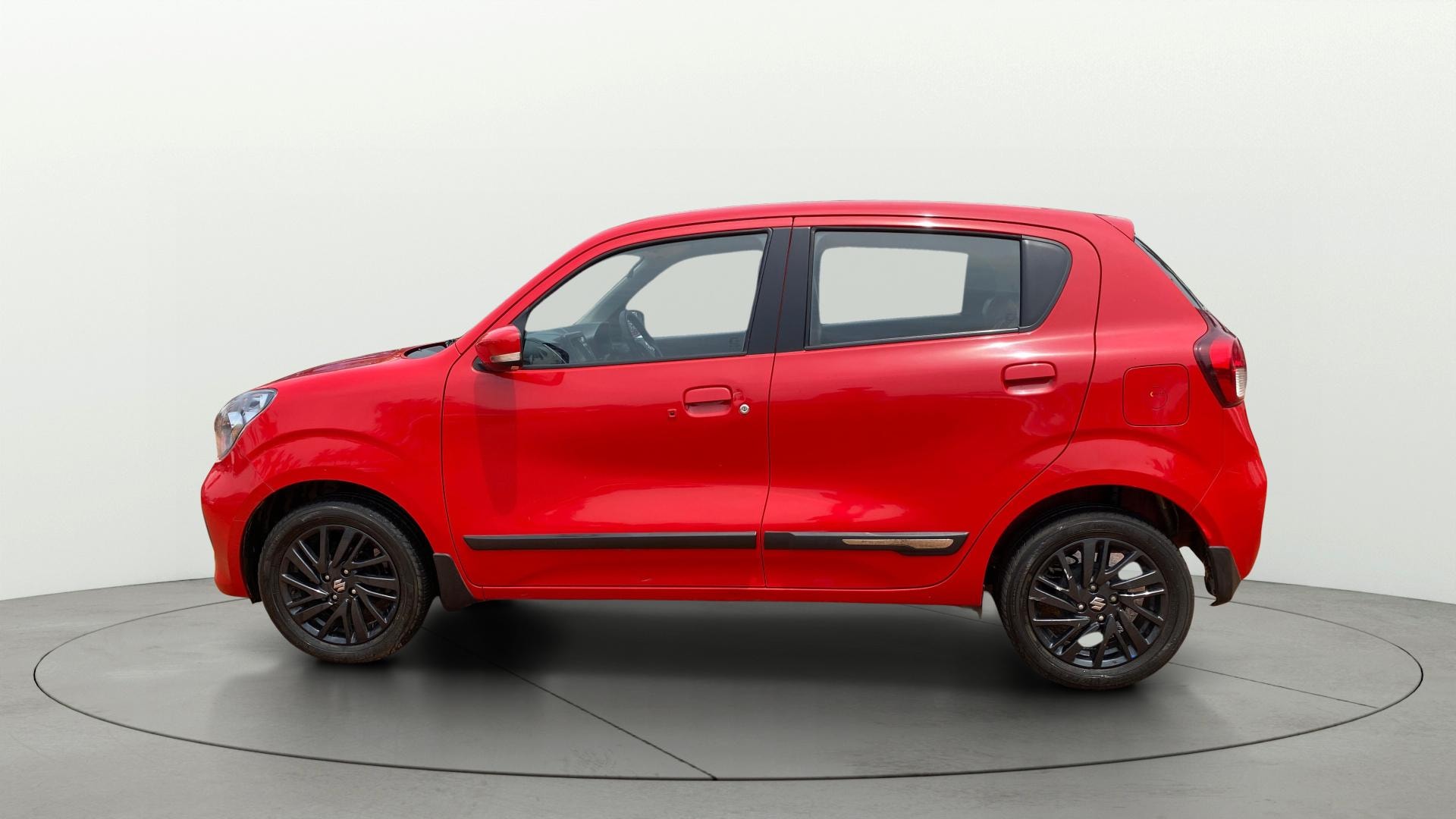 View 2022 Maruti Suzuki 1000 Base Variant Image 5 Used 2022 Maruti Suzuki 1000 Base Variant Image 5