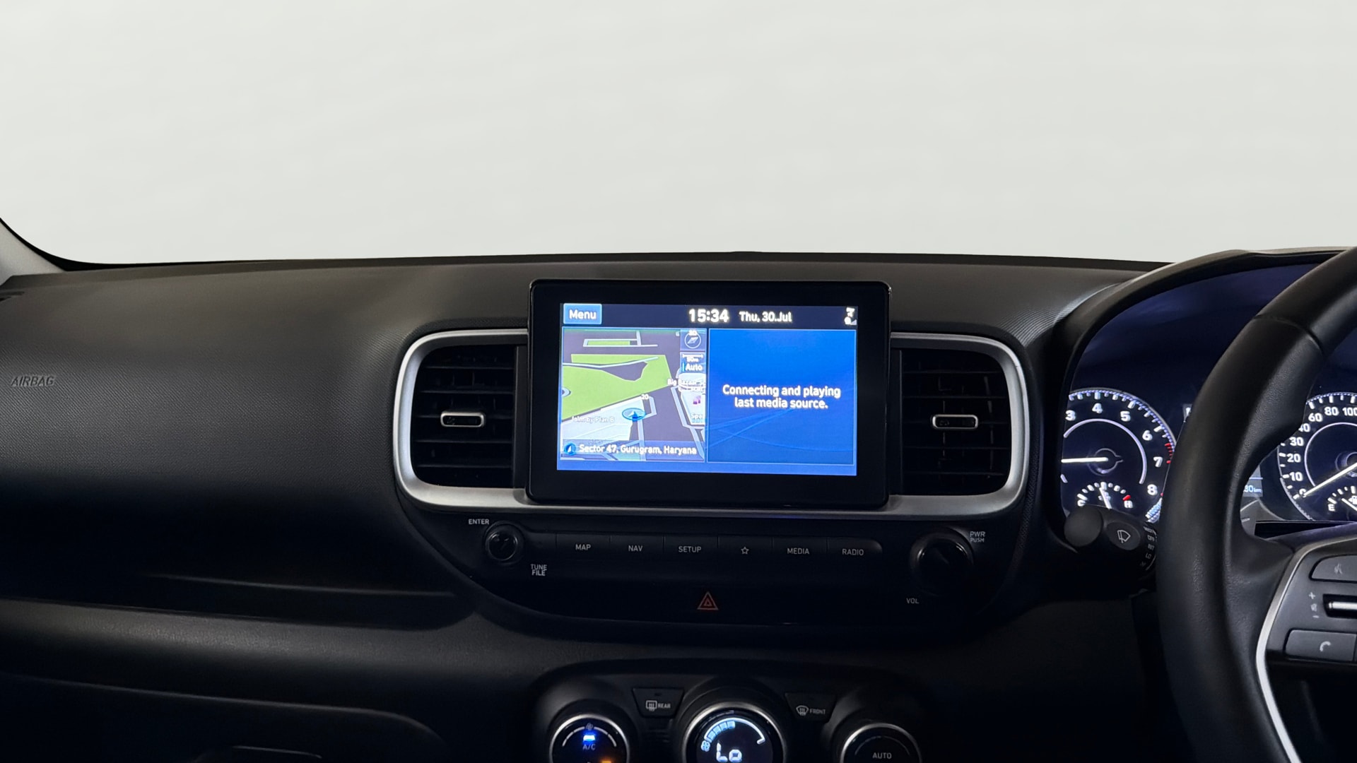 View 2021 Hyundai Venue SX Plus 1.0 Petrol AT Image 17 Used 2021 Hyundai Venue SX Plus 1.0 Petrol AT Image 17
