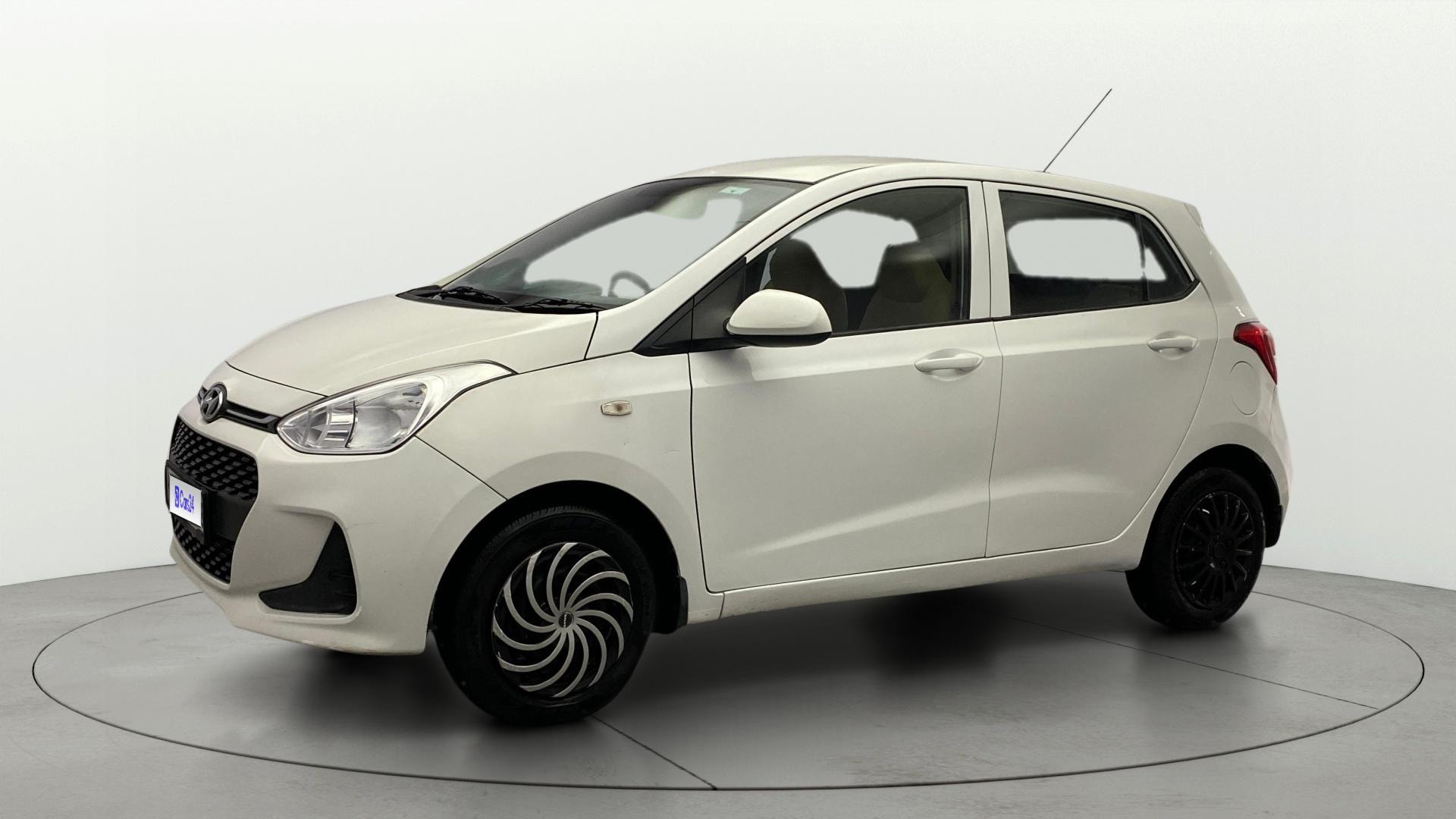View 2018 Hyundai Grand i10 Magna 1.2 Kappa VTVT Image 34 Used 2018 Hyundai Grand i10 Magna 1.2 Kappa VTVT Image 34