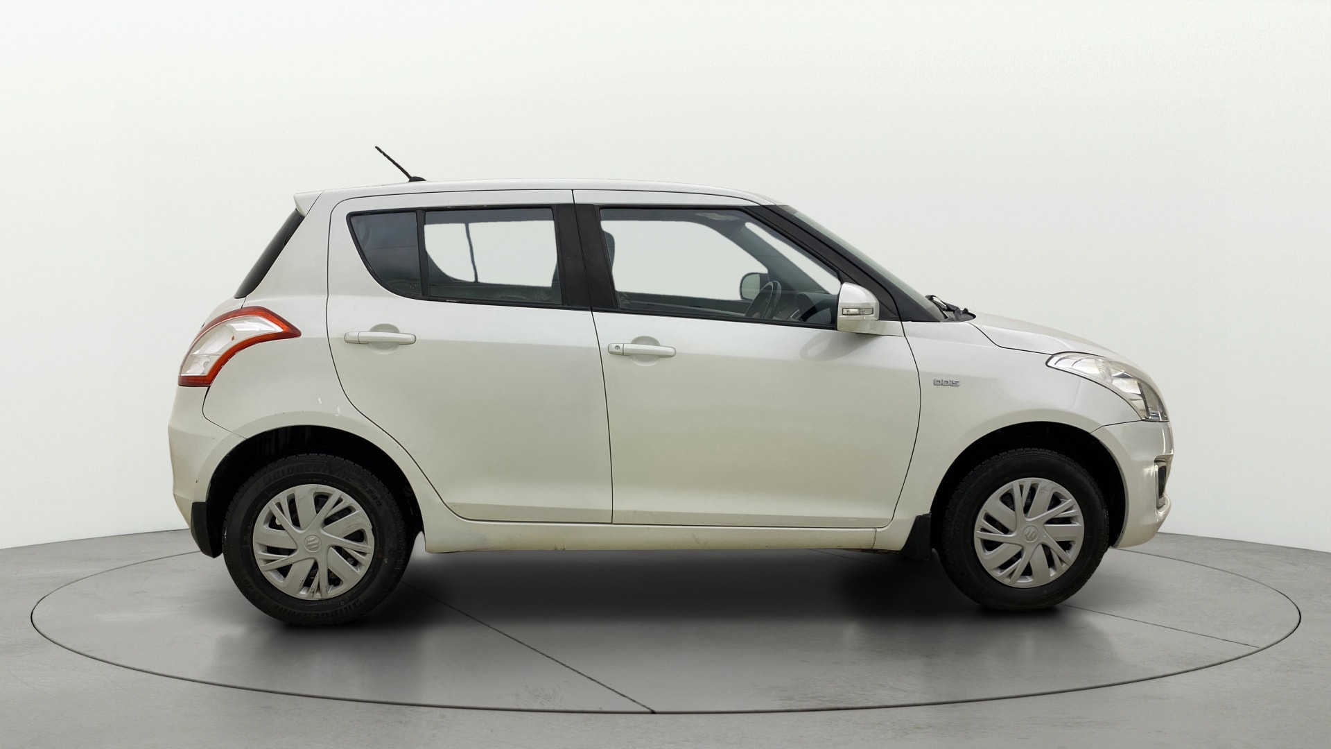 View 2017 Maruti Suzuki 1000 Base Variant Image 8 Used 2017 Maruti Suzuki 1000 Base Variant Image 8