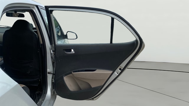 View Hyundai Xcent Image 7 Used Hyundai Xcent Image 7