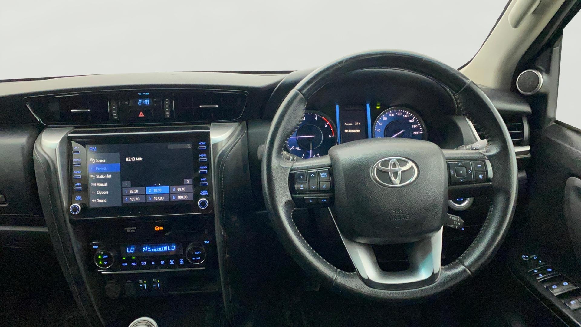 View 2021 Toyota Fortuner 2.8 4X2 MT Image 22 Used 2021 Toyota Fortuner 2.8 4X2 MT Image 22