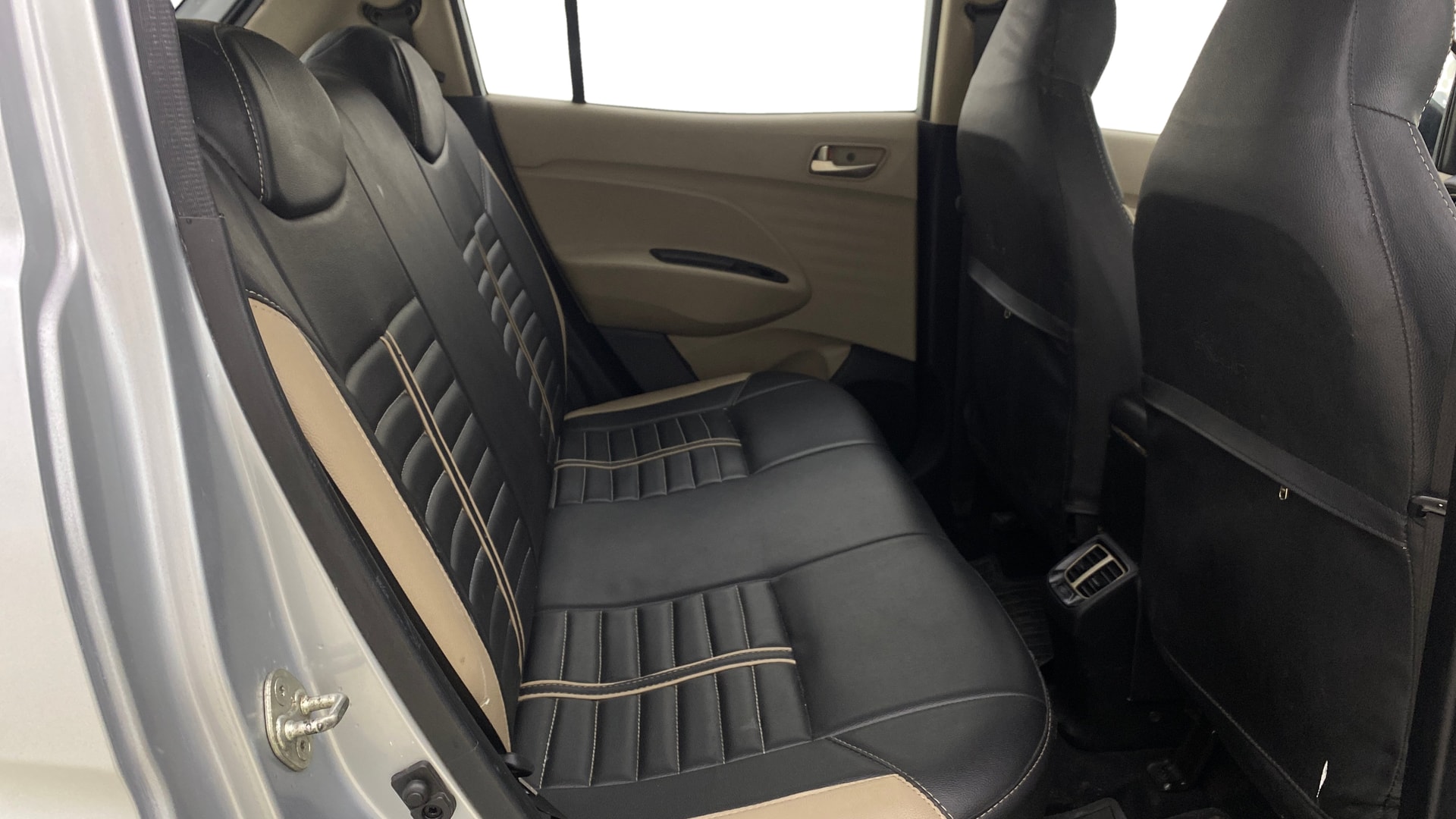 View 2019 Hyundai New Santro D-Lite Petrol Image 28 Used 2019 Hyundai New Santro D-Lite Petrol Image 28