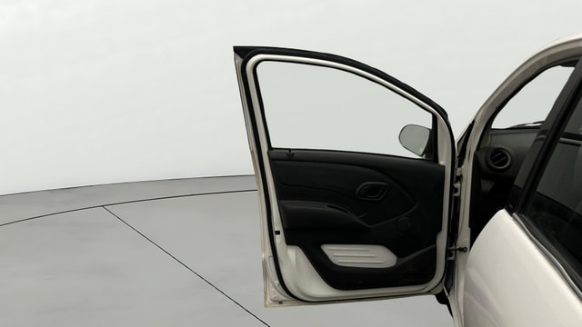 View Datsun Redi GO Image 35 Used Datsun Redi GO Image 35