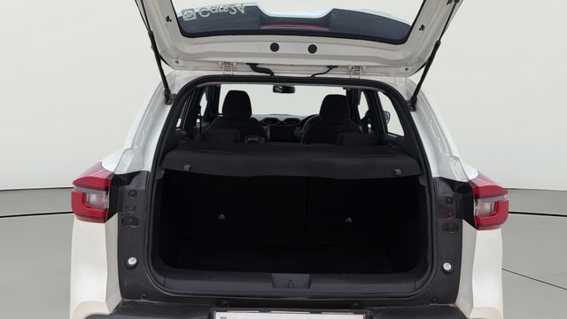 View Nissan Magnite Image 39 Used Nissan Magnite Image 39