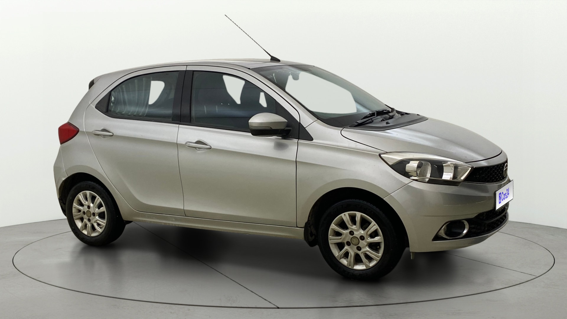View 2018 Tata Tiago Revotorq XB Image 21 Used 2018 Tata Tiago Revotorq XB Image 21