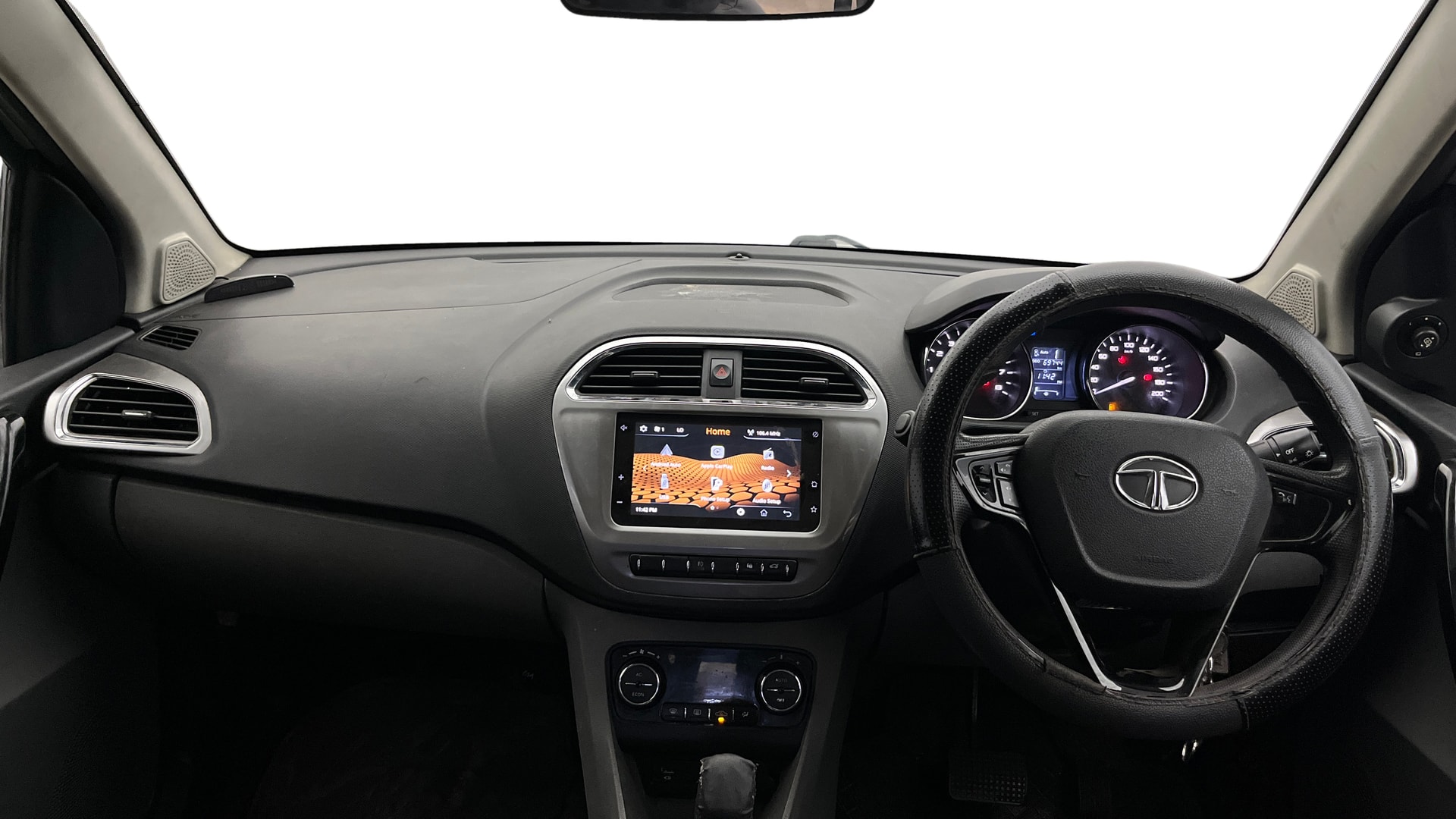 View 2019 Tata Tigor XE Diesel Image 29 Used 2019 Tata Tigor XE Diesel Image 29