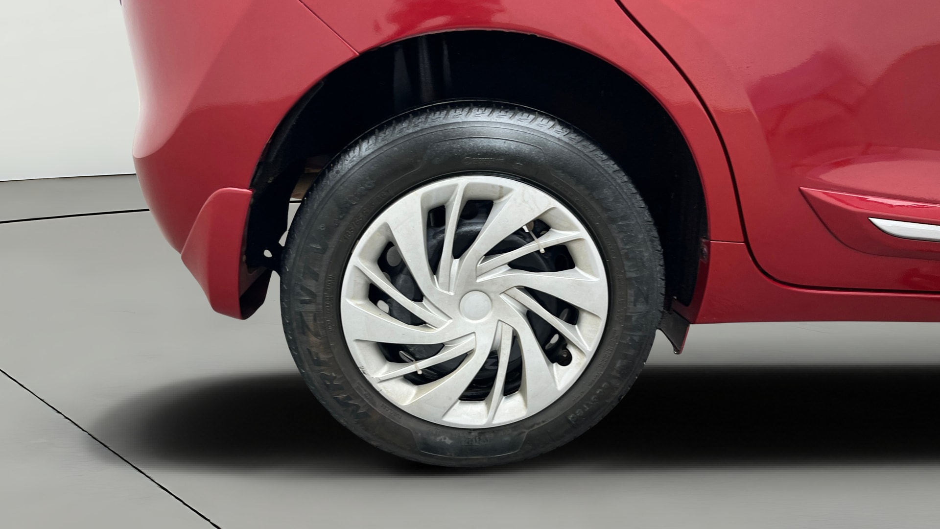 View 2019 Maruti Suzuki 1000 Base Variant Image 23 Used 2019 Maruti Suzuki 1000 Base Variant Image 23