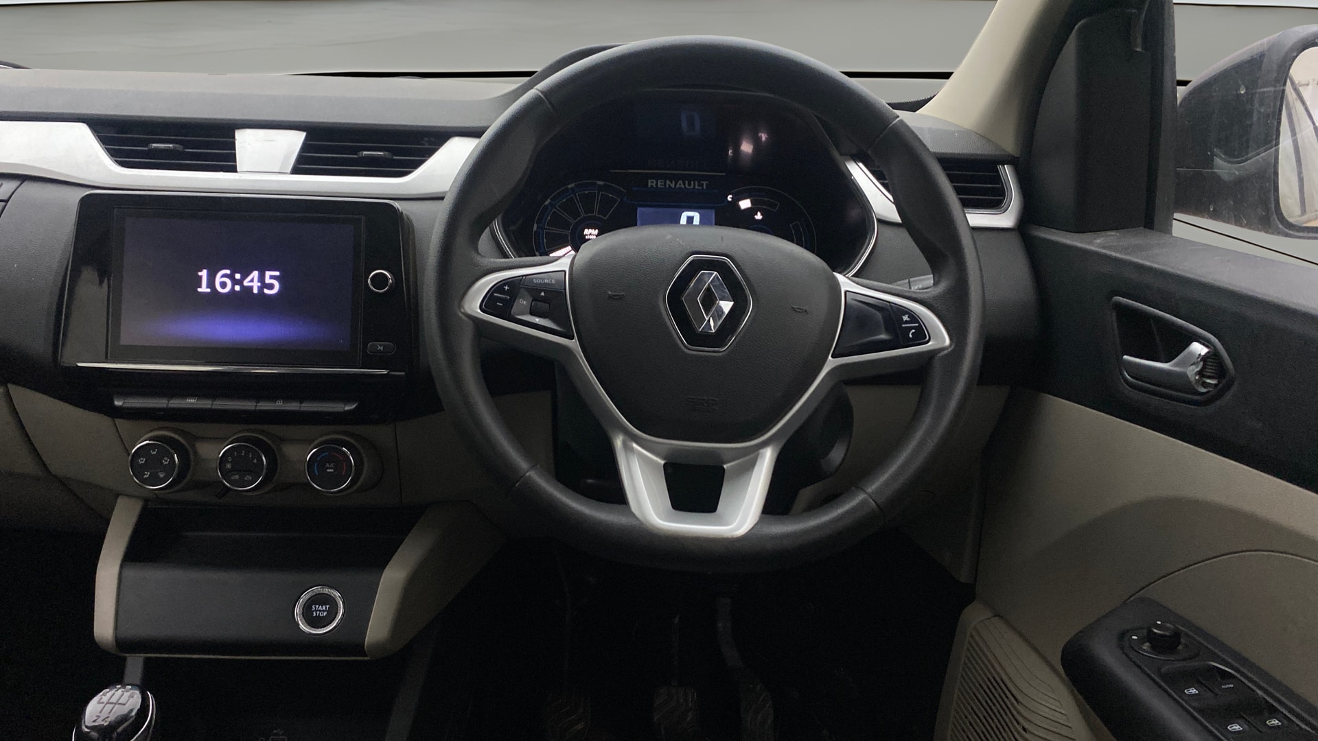 Used 2022 Renault Triber Used 2022 Renault Triber