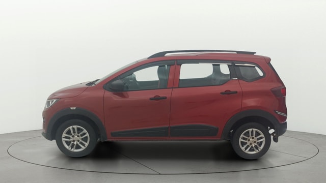 View Renault Triber Image 26 Used Renault Triber Image 26