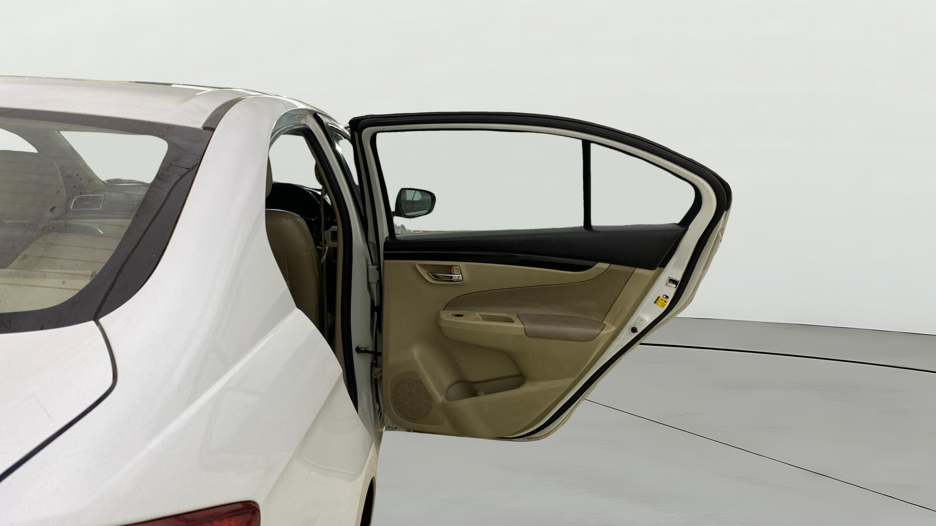 View 2016 Maruti Suzuki 1000 Base Variant Image 5 Used 2016 Maruti Suzuki 1000 Base Variant Image 5