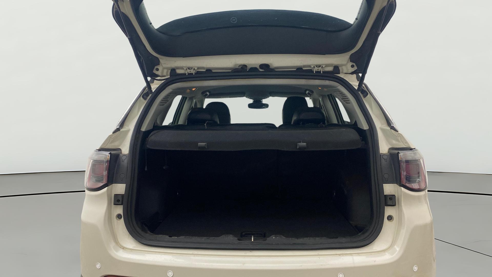 View 2019 Jeep Compass Sport 2.0 Diesel BS IV Image 37 Used 2019 Jeep Compass Sport 2.0 Diesel BS IV Image 37