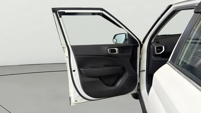 View Hyundai Venue Image 33 Used Hyundai Venue Image 33