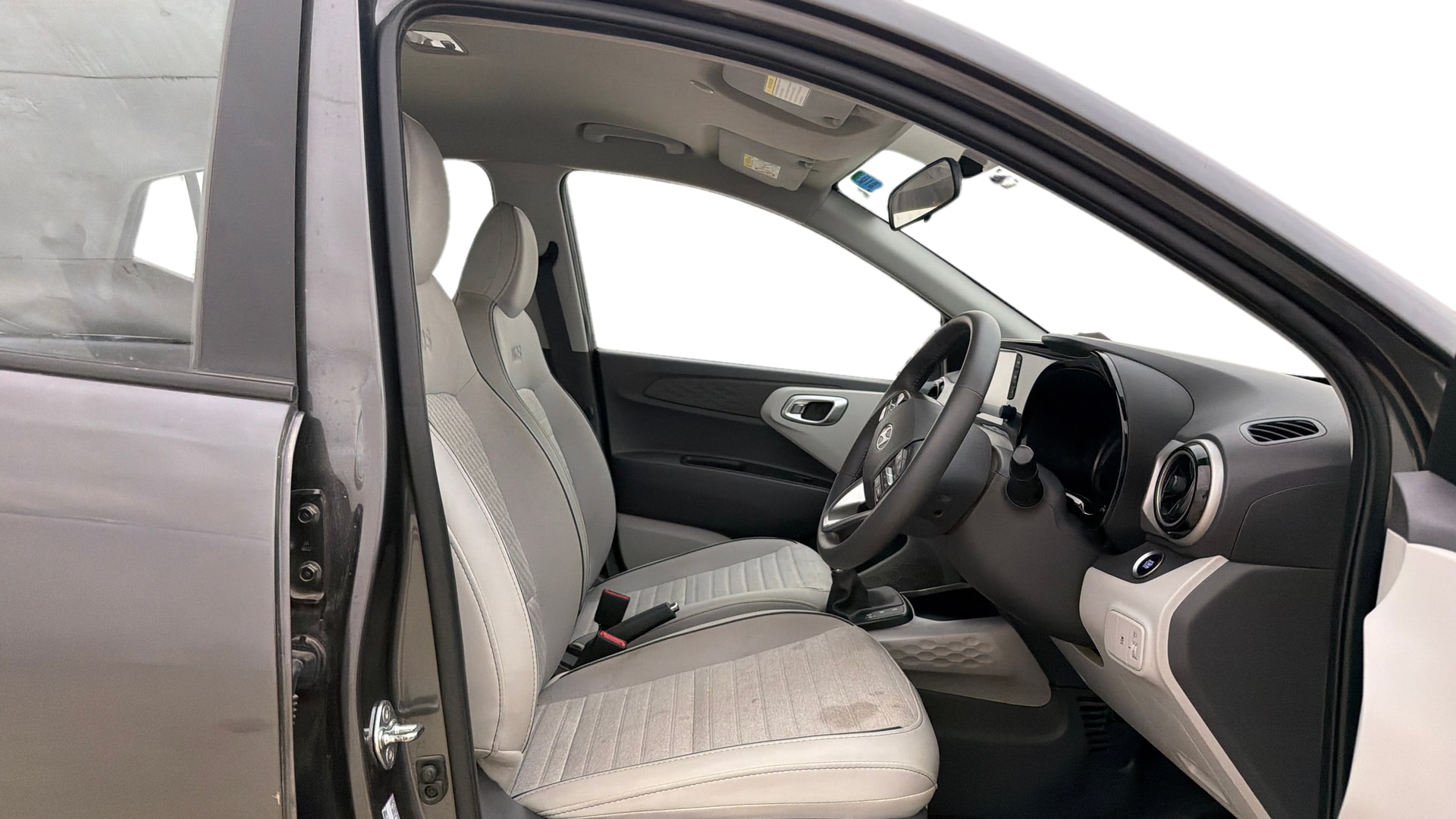 Used 2025 Hyundai Grand i10 Nios Used 2025 Hyundai Grand i10 Nios