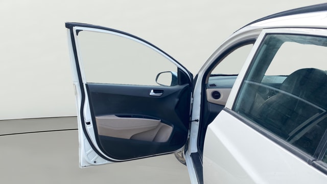 View Hyundai Grand i10 Image 31 Used Hyundai Grand i10 Image 31
