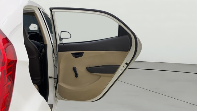 View Hyundai EON Image 7 Used Hyundai EON Image 7