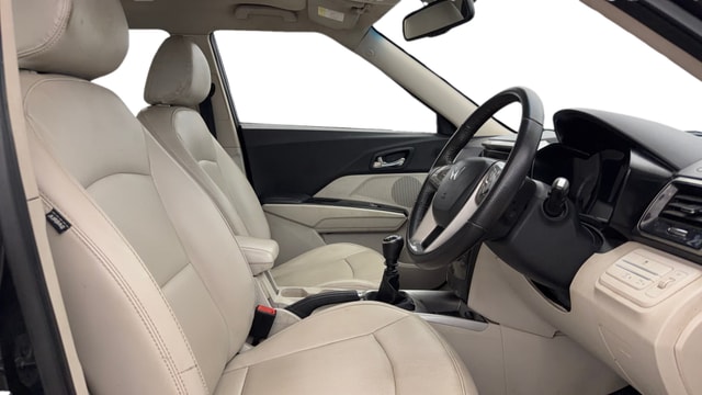 View Mahindra XUV300 Image 18 Used Mahindra XUV300 Image 18