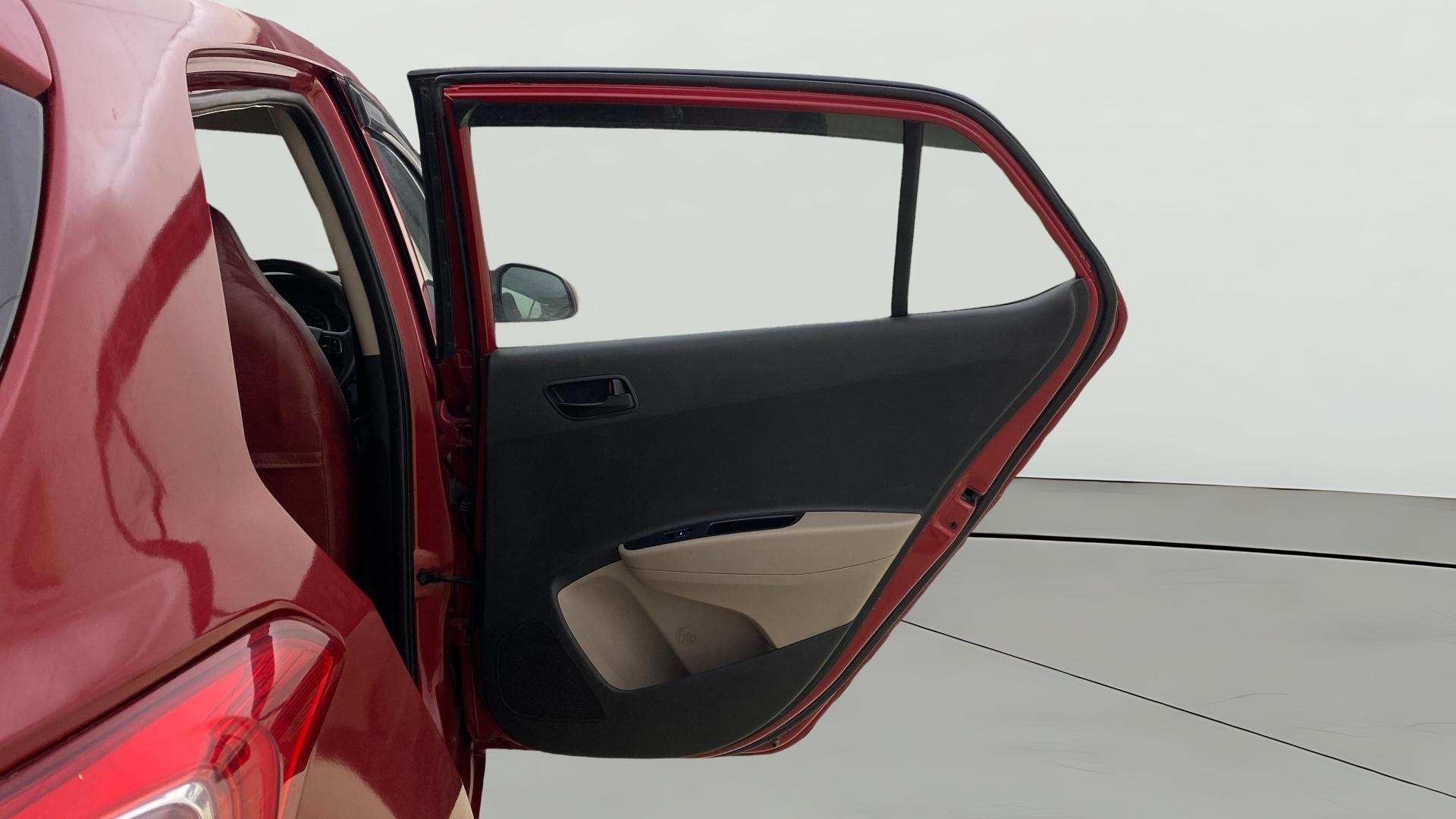 View 2018 Hyundai Grand i10 Magna 1.2 Kappa VTVT Image 7 Used 2018 Hyundai Grand i10 Magna 1.2 Kappa VTVT Image 7