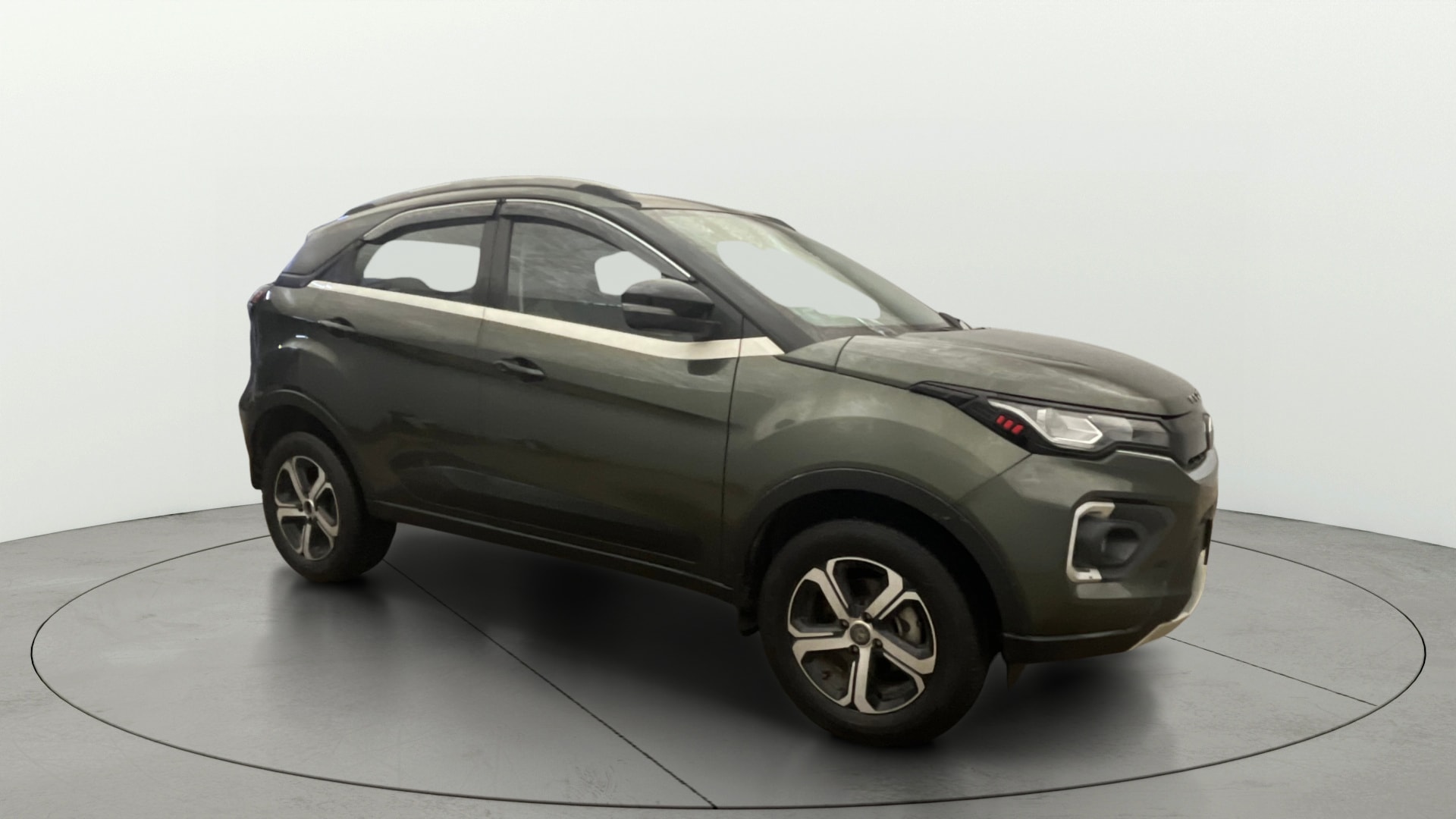 View 2022 Tata Nexon Revotron XE Image 21 Used 2022 Tata Nexon Revotron XE Image 21