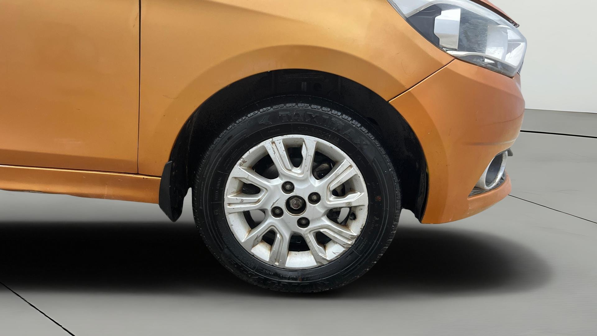 View 2018 Tata Tiago Revotorq XB Image 39 Used 2018 Tata Tiago Revotorq XB Image 39