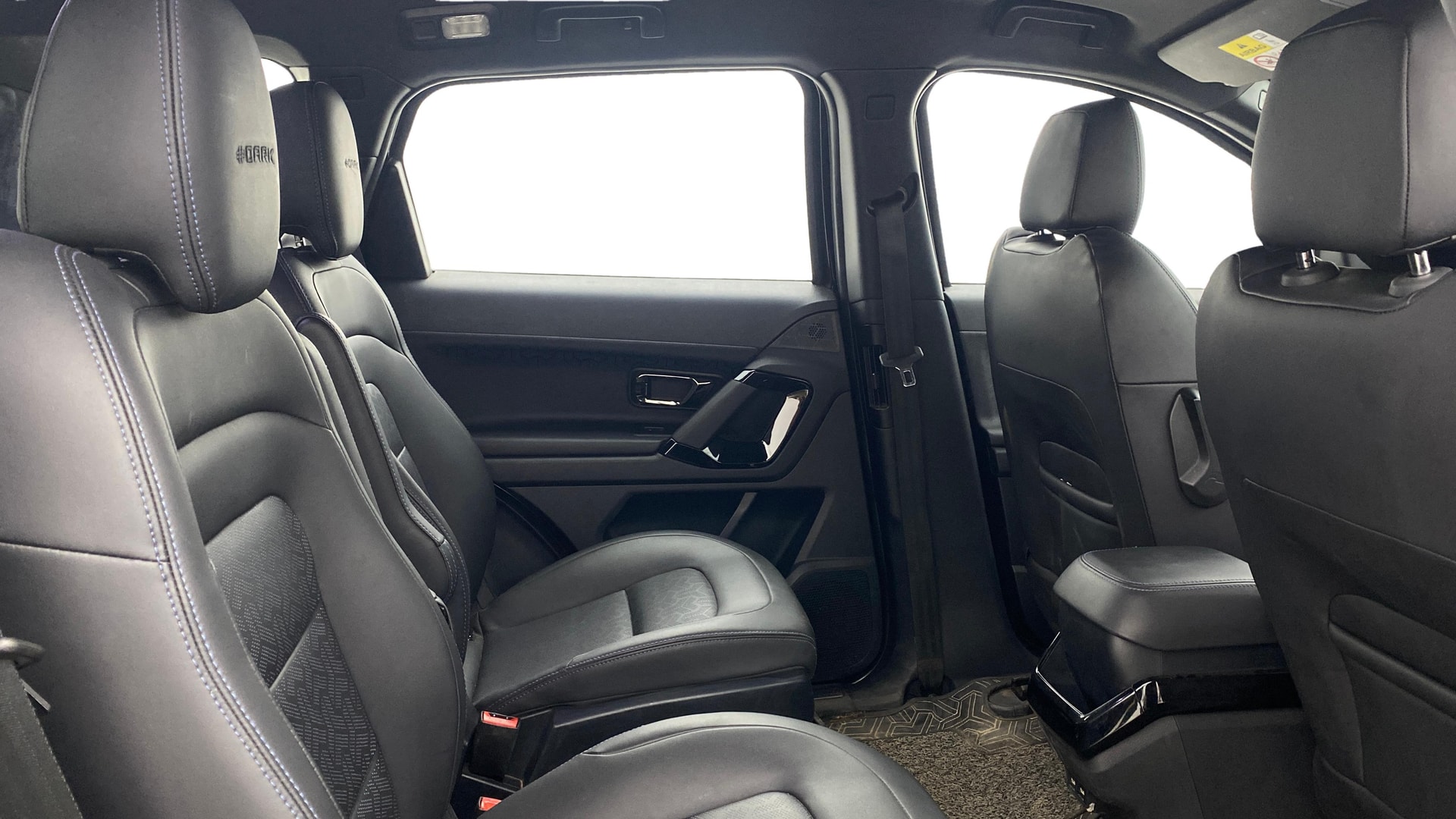 View 2023 Tata Safari XZA Plus Image 38 Used 2023 Tata Safari XZA Plus Image 38