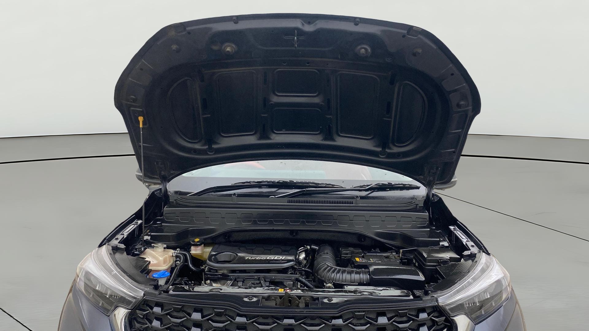 View 2023 Kia Sonet HTX iMT Petrol Image 34 Used 2023 Kia Sonet HTX iMT Petrol Image 34