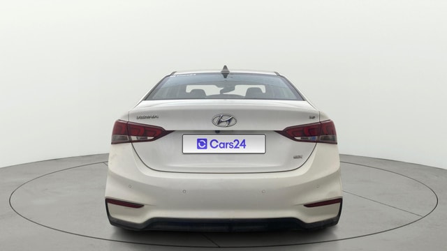 View Hyundai Verna Image 41 Used Hyundai Verna Image 41