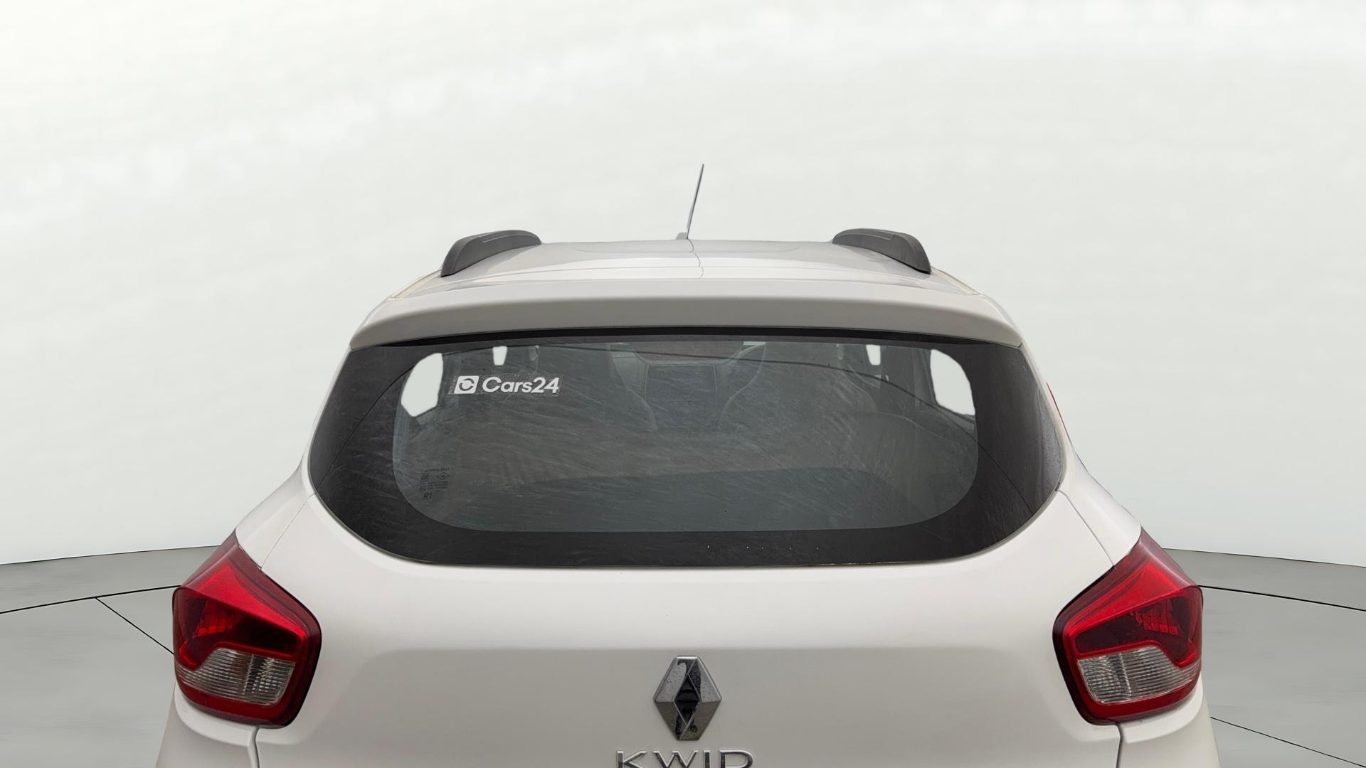 View 2017 Renault Kwid RXL Image 4 Used 2017 Renault Kwid RXL Image 4