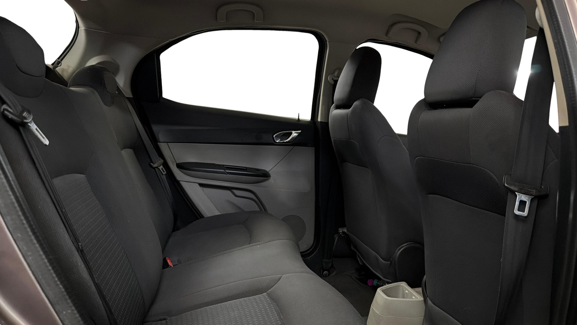 View 2016 Tata Tiago Revotorq XB Image 28 Used 2016 Tata Tiago Revotorq XB Image 28