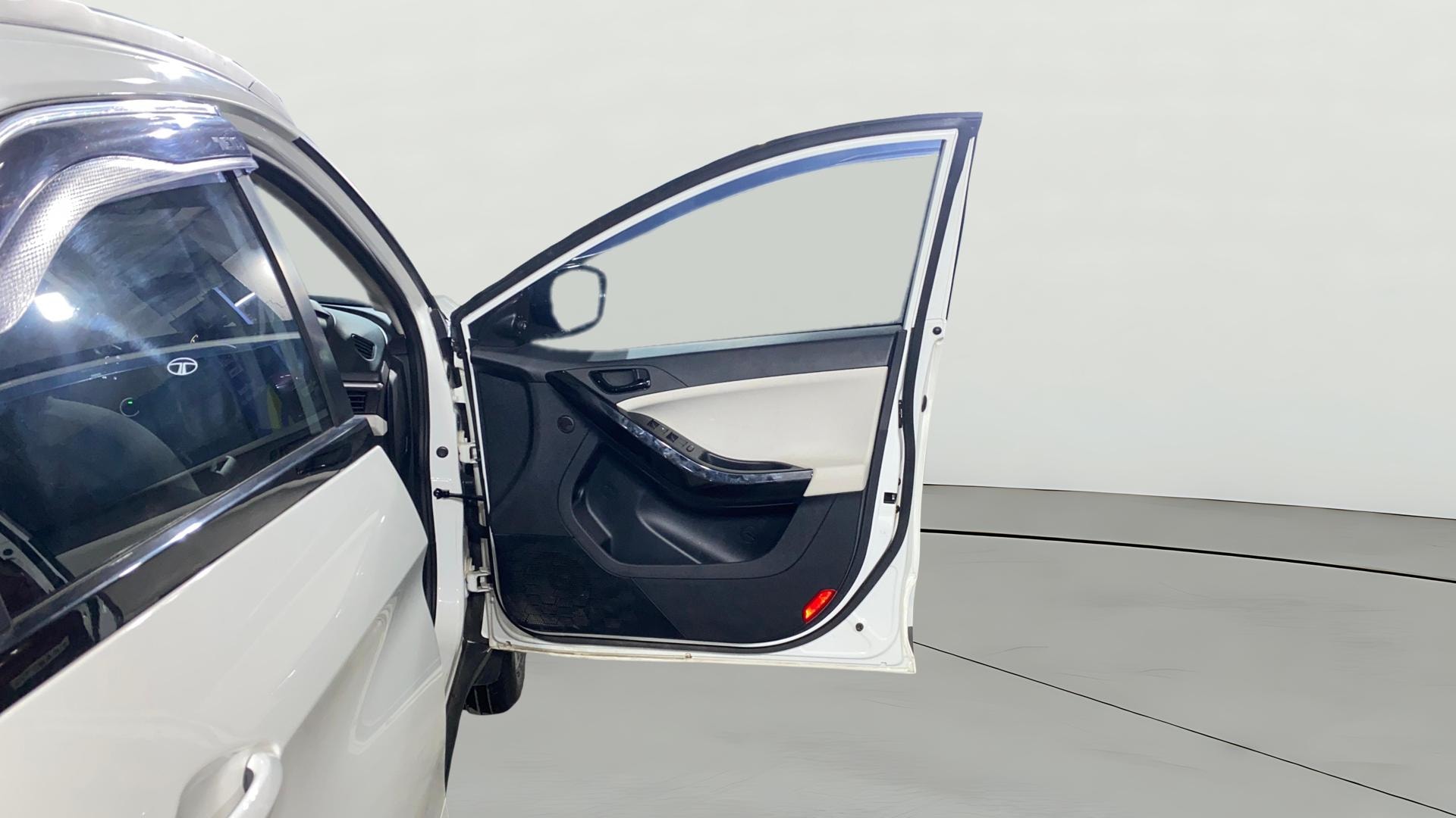 View 2025 Tata Nexon Revotron XE Image 47 Used 2025 Tata Nexon Revotron XE Image 47