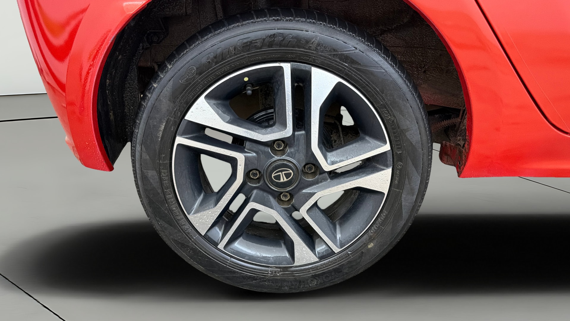 View 2020 Tata Tiago Revotorq XB Image 24 Used 2020 Tata Tiago Revotorq XB Image 24