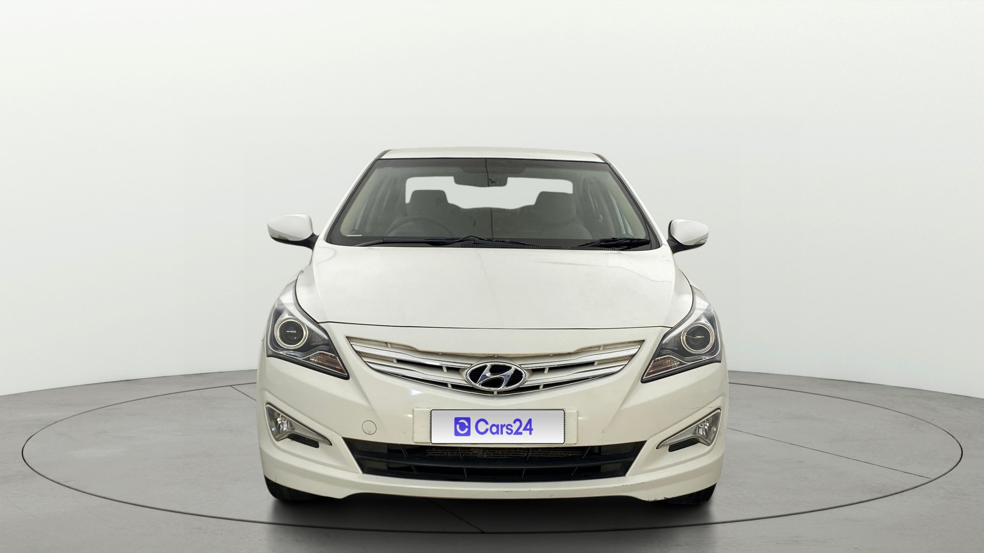 View 2017 Hyundai Fluidic Verna 1.6 VTVT SX Image 1 Used 2017 Hyundai Fluidic Verna 1.6 VTVT SX Image 1