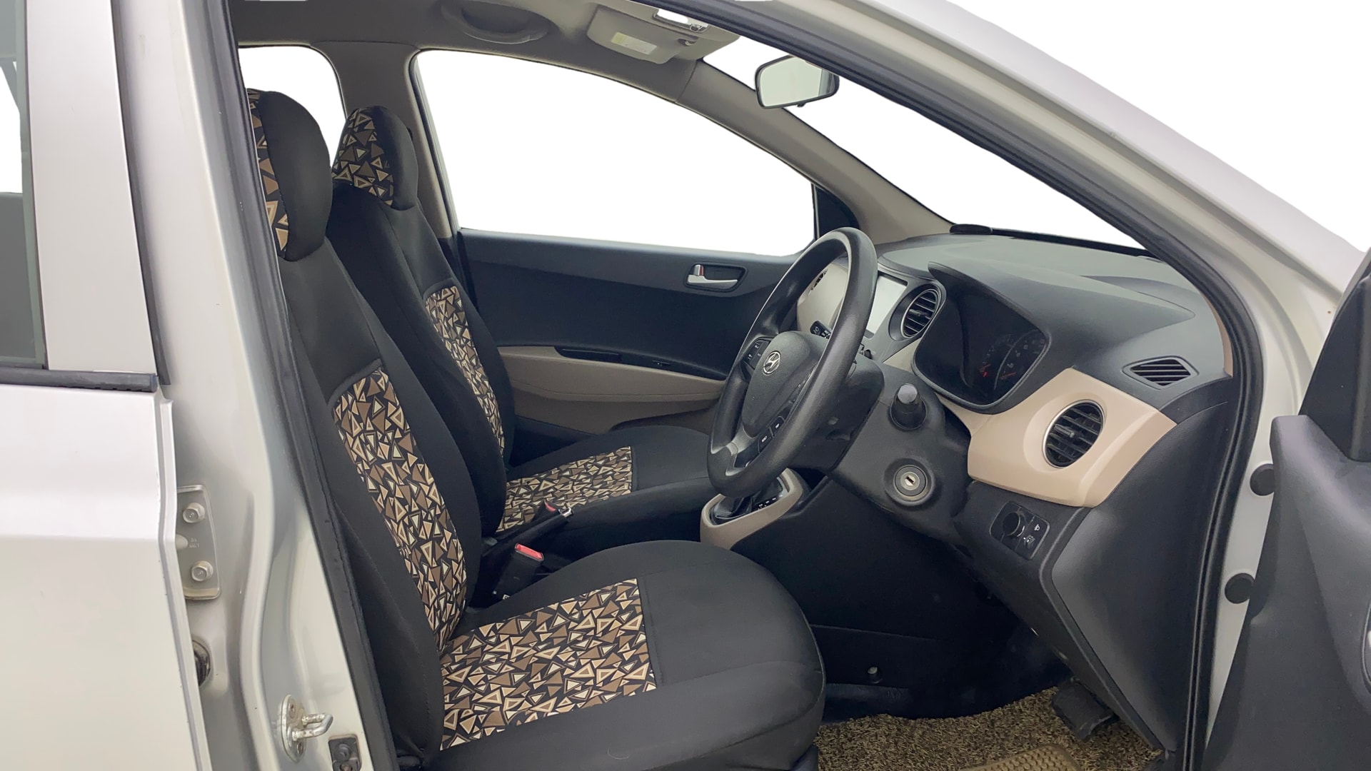 Used 2018 Hyundai Grand i10 Used 2018 Hyundai Grand i10