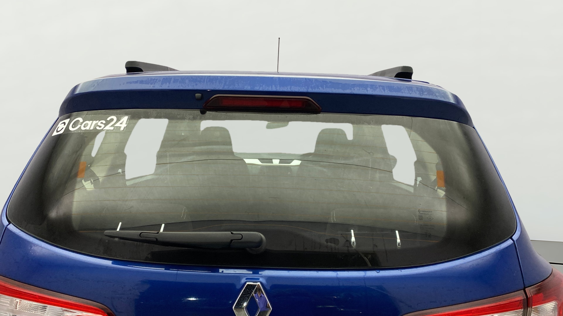 View 2019 Renault Triber RXZ Image 4 Used 2019 Renault Triber RXZ Image 4