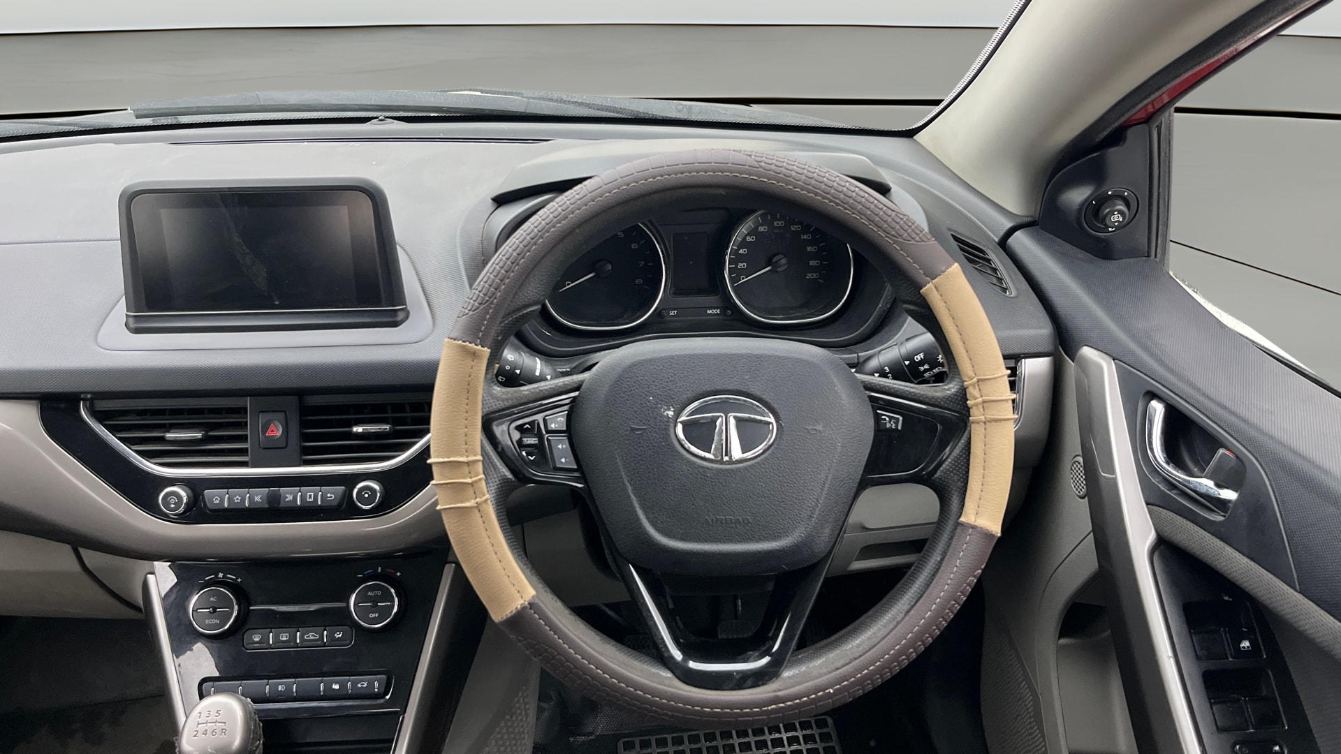 View 2019 Tata Nexon XZ Plus Diesel Image 20 Used 2019 Tata Nexon XZ Plus Diesel Image 20