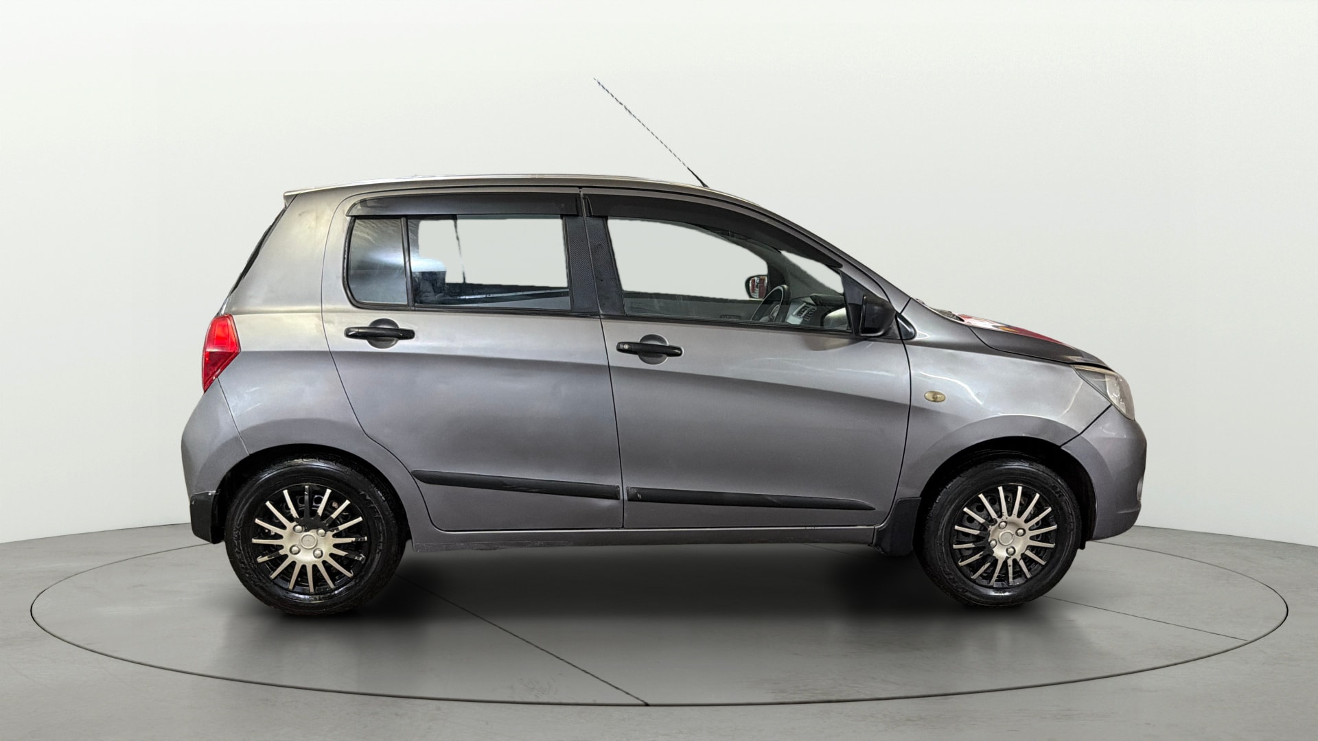 View 2016 Maruti Suzuki 1000 Base Variant Image 8 Used 2016 Maruti Suzuki 1000 Base Variant Image 8