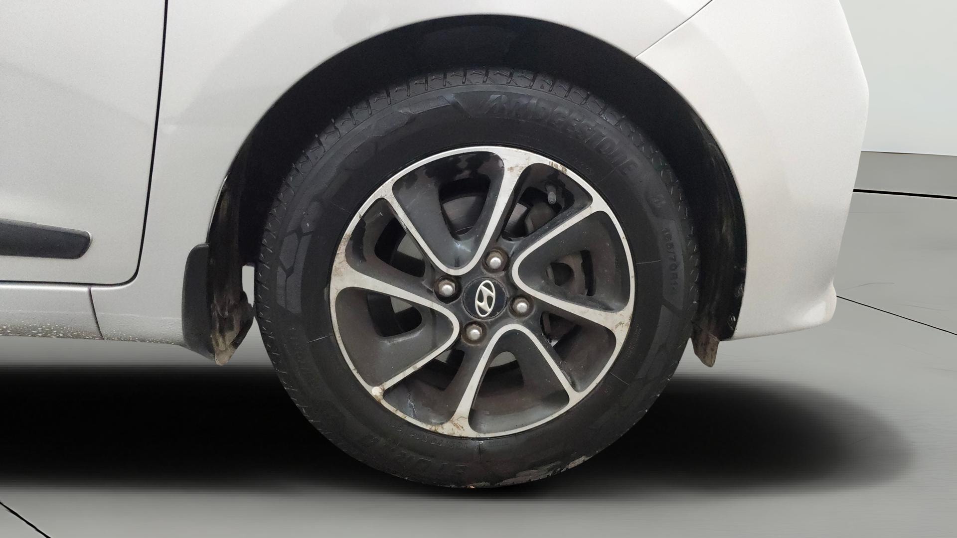 View 2017 Hyundai Grand i10 1.2 Asta Petrol Image 41 Used 2017 Hyundai Grand i10 1.2 Asta Petrol Image 41