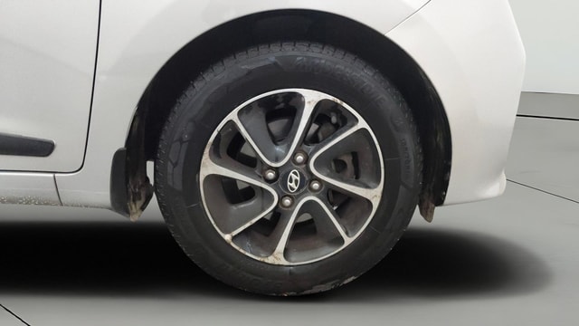View Hyundai Grand i10 Image 41 Used Hyundai Grand i10 Image 41